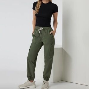 Vuori Women's Green Birch Joggers